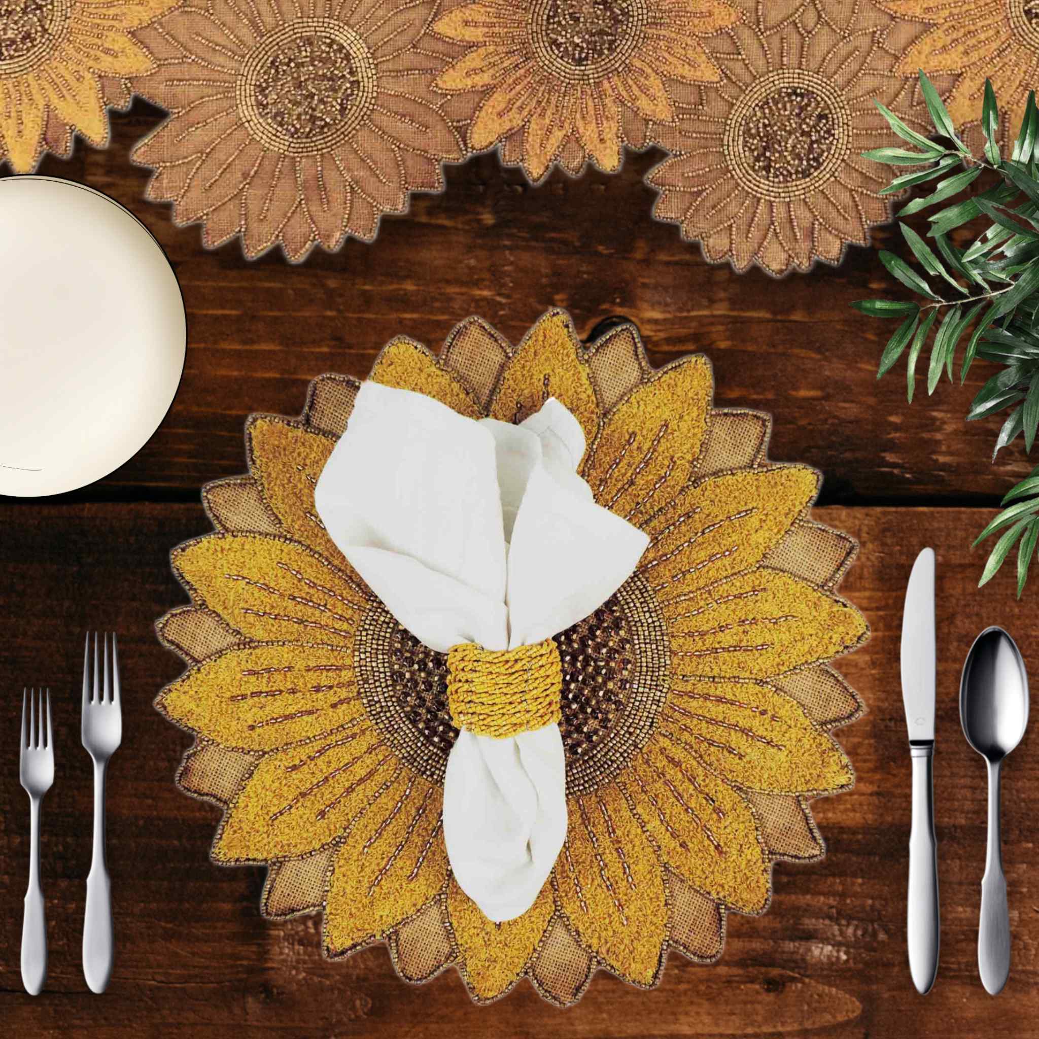 Sunflower Bead Table Setting - Natural, Gold